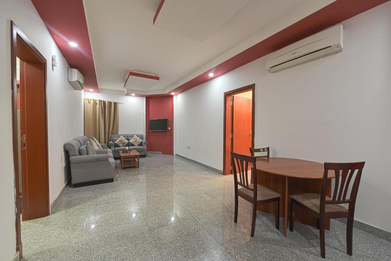 Platinium Hotel Apartments Seeb Exterior photo